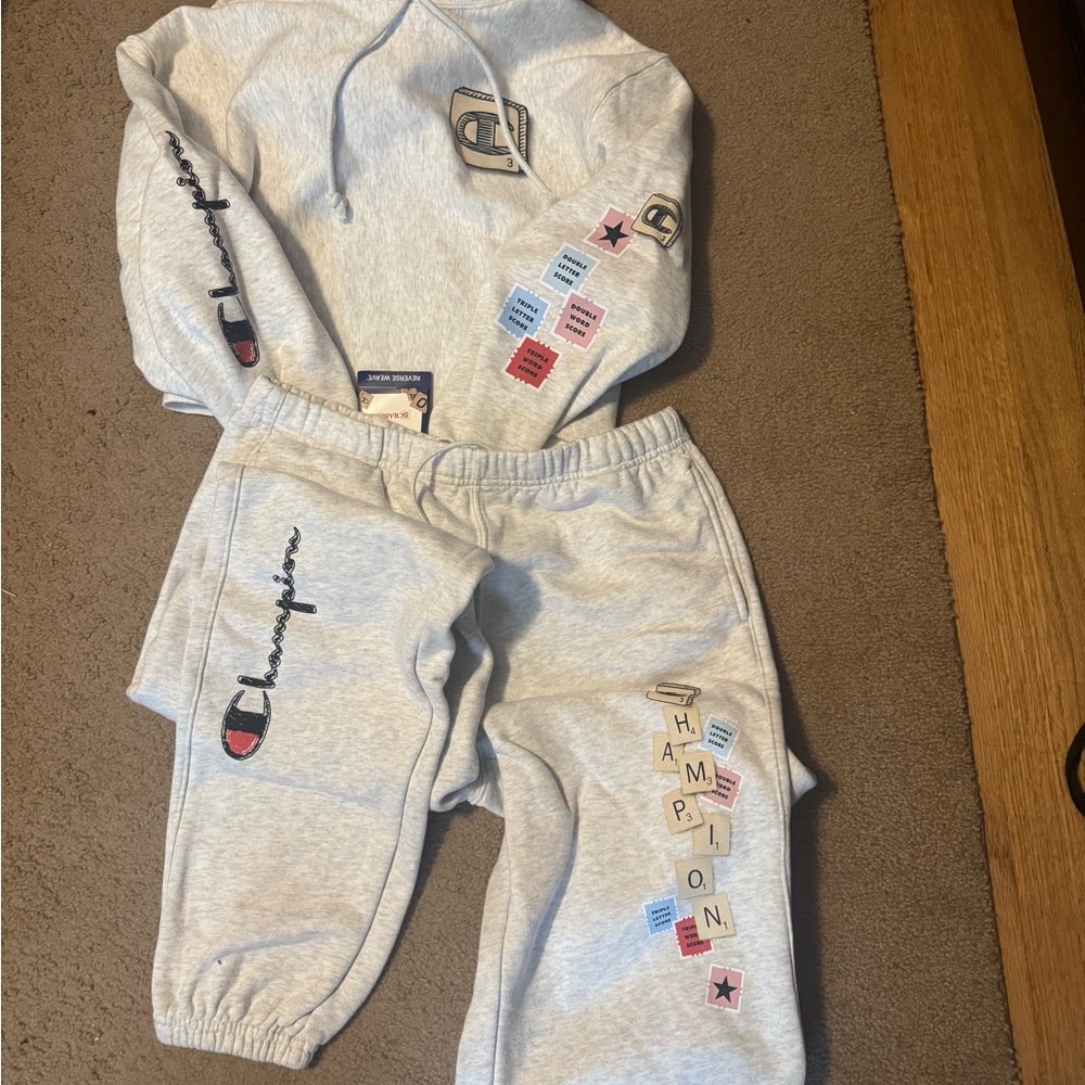 Champion Womens Light Gray Joggers with Logo Accents